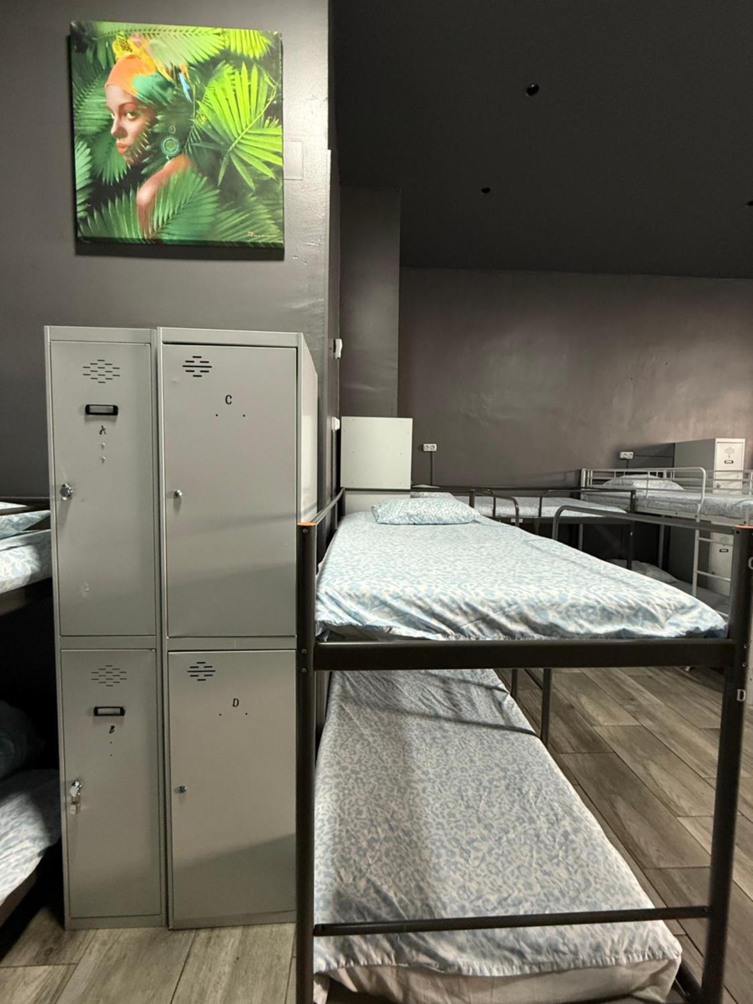 Hostel Rio Мадрид Экстерьер фото