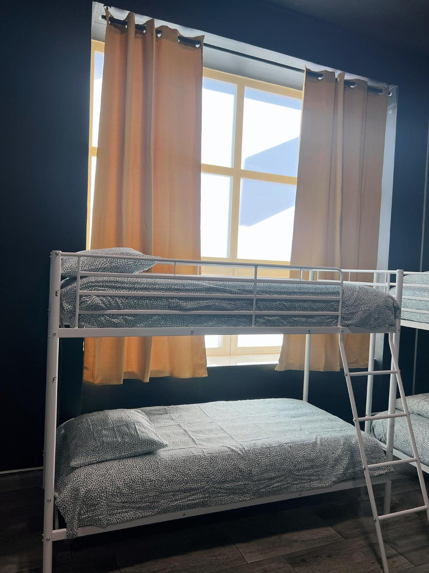 Hostel Rio Мадрид Экстерьер фото